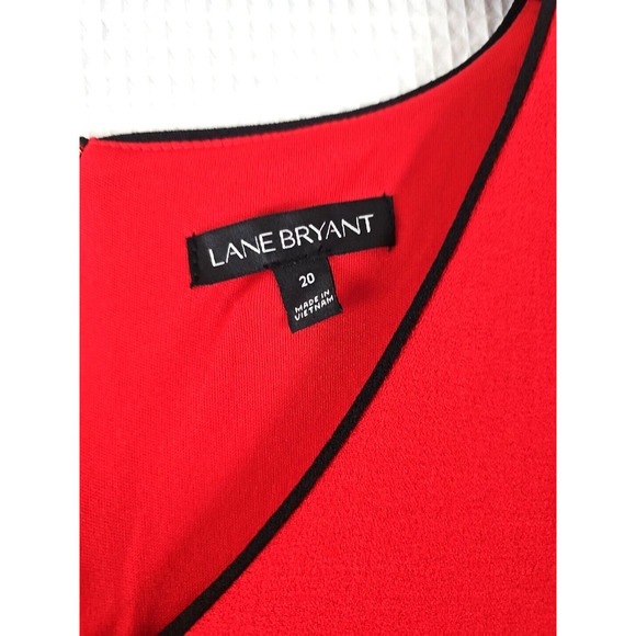 LANE BRYANT ~Woman Size 20~ Red Crepe Bell Sleeves Dress Fully Lined. - Picture 2 of 11